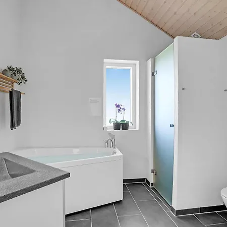 Nice Home In Toftlund With Sauna Prázdninový dům